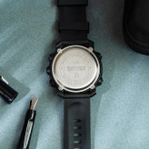 ساعت دیجیتال ورزشی مشکی SKMEI اورجینال مدل 50M با نمایش LED، زنگ هشدار و کرنومتر