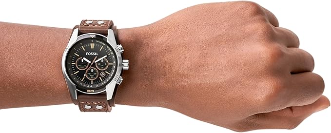 ساعت کرونوگراف Fossil Coachman مدل CH2891 با قاب فولادی سیلور، صفحه مشکی، بند چرمی قهوه‌ای و مقاومت آب ۱۰۰ متری